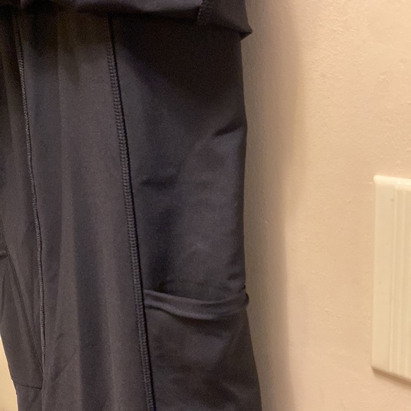 Lands End black swim dress, size 6, NWT - Picture 5 of 10